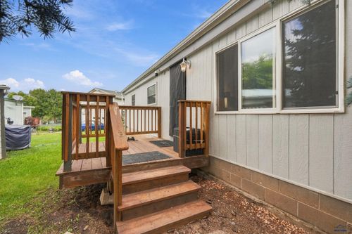 14790 W Valley View Dr, Piedmont, SD, 57769-6006 | Card Image