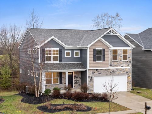 2143 Pine Valley Dr, Hamilton, OH, 45013-7017 | Card Image