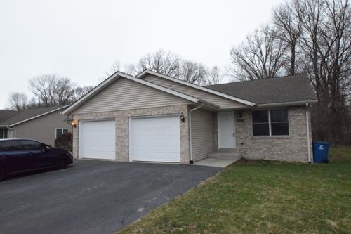2130-2132 Westchester Ave, Chesterton, IN, 46304-2778 | Card Image