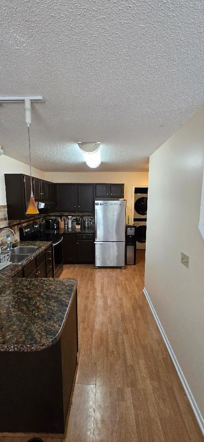 Nice open Kitchen Plenty of Cabinets | Image 5