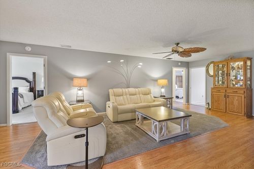 1230 Arcola Dr, FORT MYERS, FL, 33919-7301 | Card Image