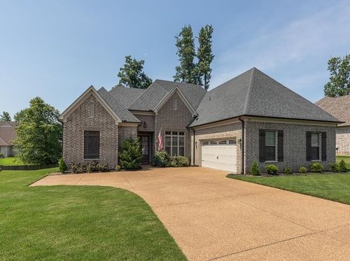 190 Laurel Glen Dr, Oakland, TN, 38060-3570 | Card Image
