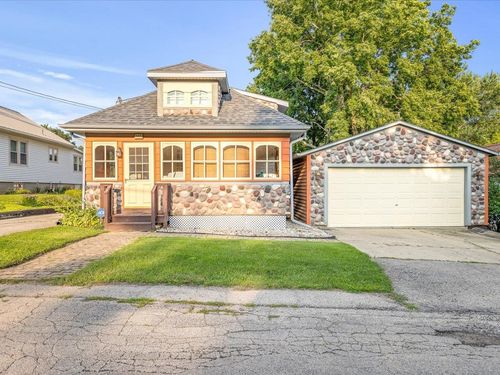 1727 S Oak Ave, FREEPORT, IL, 61032-6819 | Card Image