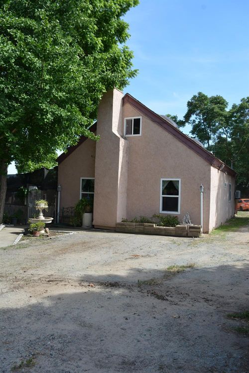 12936 Yosemite Boulevard, Waterford, CA, 95386 | Card Image