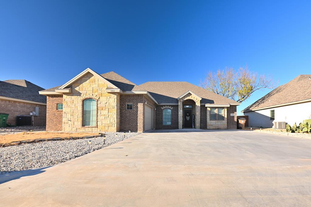Pine Valley St, San Angelo, TX 76904