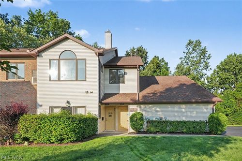 9673 Sylvan Ln, Concord Township, OH, 44060-8103 | Card Image