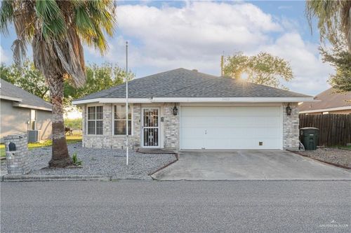 2213 Lake View Dr, Mission, TX, 78572-7769 | Card Image