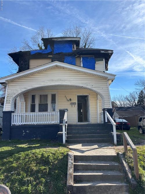 1136 35th St, Newport News, VA, 23607-3203 | Card Image