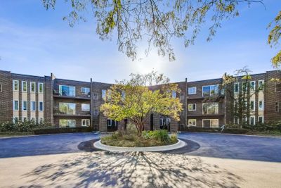 316 - 1500 Sandstone Drive, Condo with 2 bedrooms, 2 bathrooms and 2 parking in Wheeling IL | Image 1