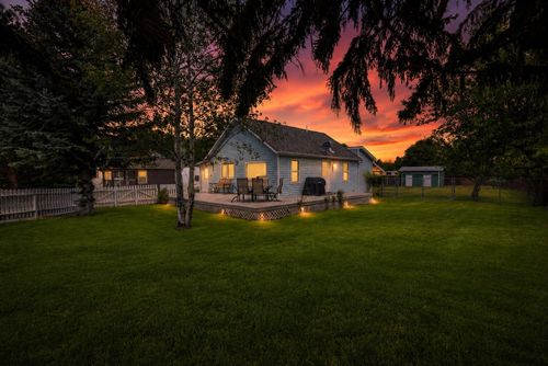 704 Adirondac Ave, Hamilton, MT, 59840-2012 | Card Image