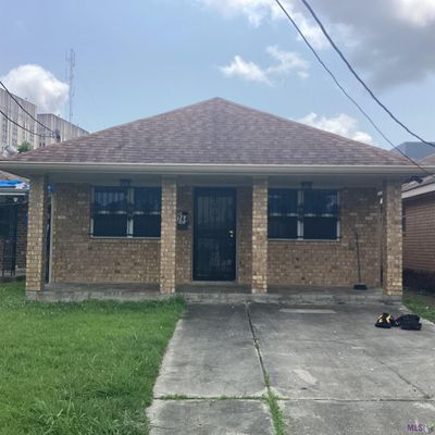 744 S Gayoso St, House other with 3 bedrooms, 2 bathrooms and null parking in New Orleans LA | Image 1