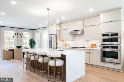 11967 Northpark Dr, NORTH BETHESDA, MD, 20852-4773 | Card Image