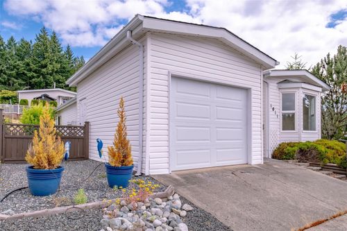 1011 Collier Cres, Nanaimo, BC, V9R6K6 | Card Image