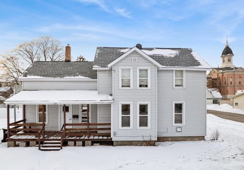 813 8th Street, Menominee, MI, 49858 | Card Image