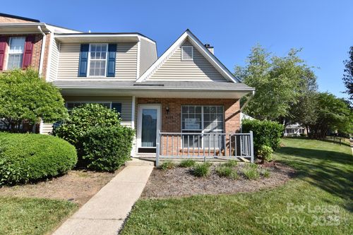8220 Golf Ridge Dr, Charlotte, NC, 28277-8840 | Card Image