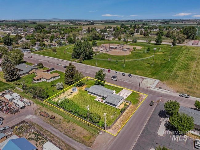 401 18 Th St, House other with 5 bedrooms, 3 bathrooms and 2 parking in Rupert ID | Image 48