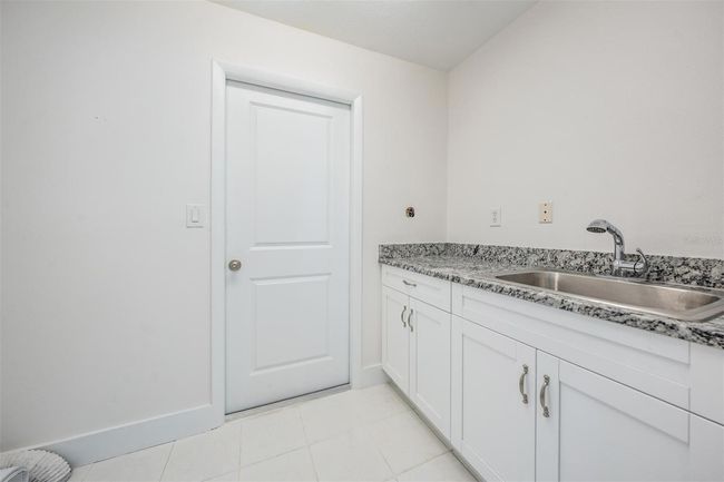 2127 Lagoon Dr, House other with 3 bedrooms, 2 bathrooms and null parking in DUNEDIN FL | Image 24