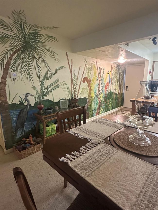 entry way | Image 15