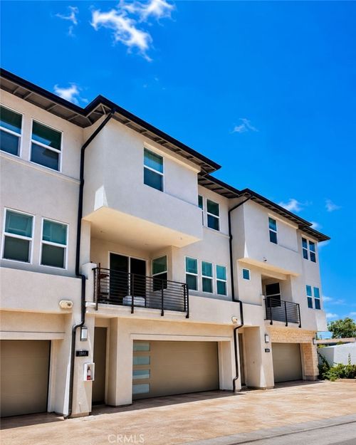1511 W Bushell Street, Anaheim, CA, 92805 | Card Image
