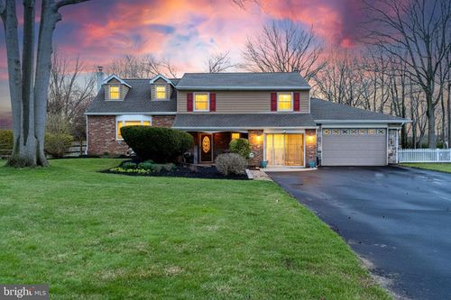 4901 Reedman Ave, BENSALEM, PA, 19020-1712 | Card Image