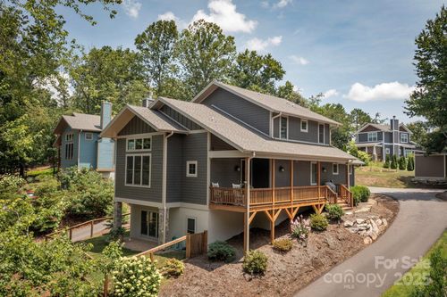 11 Elkmont Dr, Asheville, NC, 28804-1315 | Card Image