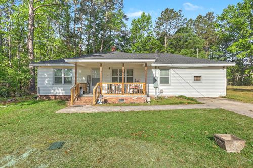 104 Saluda St, Hampton, SC, 29924-4038 | Card Image
