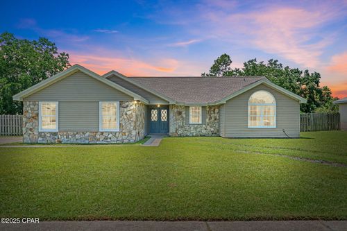 6810 Forsythe Dr, Panama City, FL, 32404-4926 | Card Image