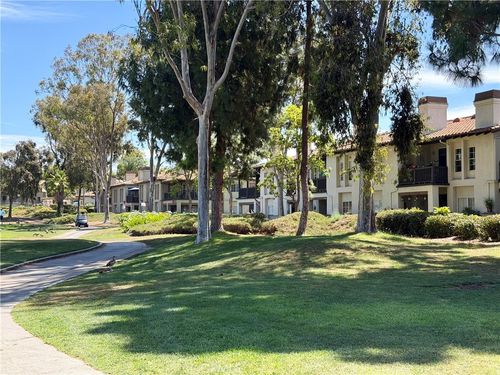 55 Via Pausa, Rancho Santa Margarita, CA, 92688-4905 | Card Image