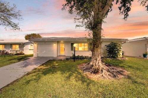 8941 Nw 13th St, Plantation, FL, 33322-4408 | Card Image