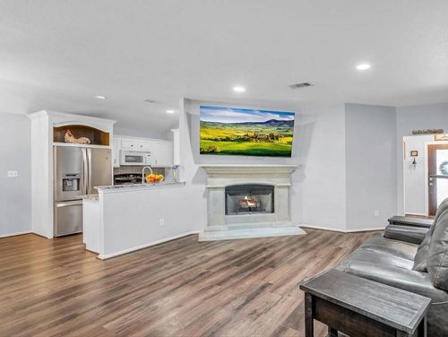 242 Sunset Path N, Montgomery, TX, 77316-2913 | Card Image
