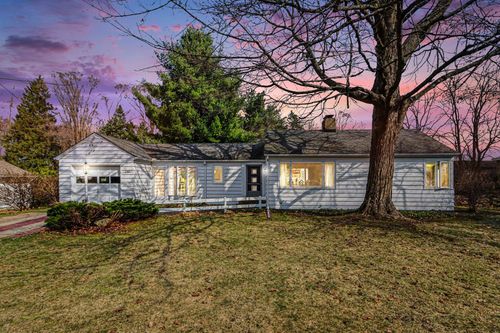3784 Jennings Dr, Kalamazoo, MI, 49048-1025 | Card Image