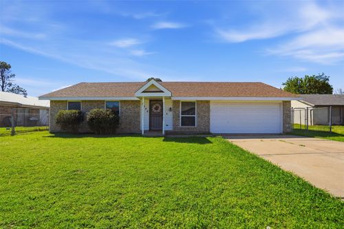 6944 Knob Hill Rd, Forest Hill, TX, 76140-1804 | Card Image