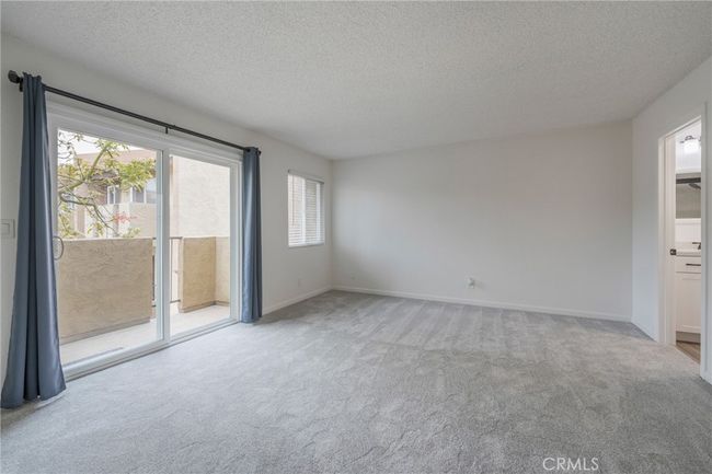 UNIT-11 - 2254 Gaviota Ave, Condo with 2 bedrooms, 3 bathrooms and 2 parking in Signal Hill CA | Image 7