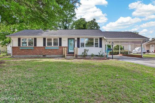 1115 Clifton Rd, Jacksonville, NC, 28540-6814 | Card Image