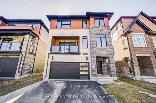 565 Balsam Poplar St, Waterloo, ON, N2V0H8 | Card Image