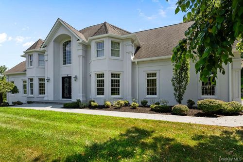 4 Beaver Pond Ct, Stony Point, NY, 10980-3519 | Card Image