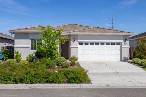 2057 Skipper Cove Way, Plumas Lake, CA, 95961-1037 | Card Image