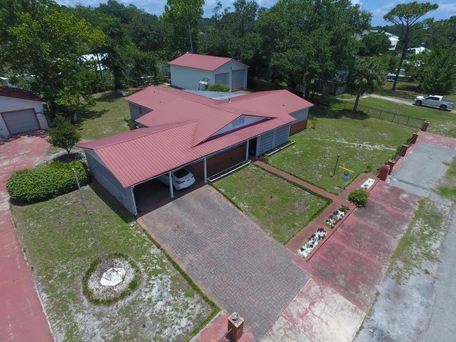 1803 Marvin Ave, House other with 3 bedrooms, 2 bathrooms and 4 parking in Port St. Joe FL | Image 4
