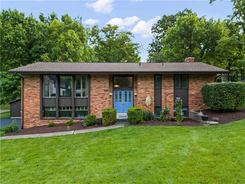 304 Clubview Drive, Peters Twp, PA, 15317 | Card Image