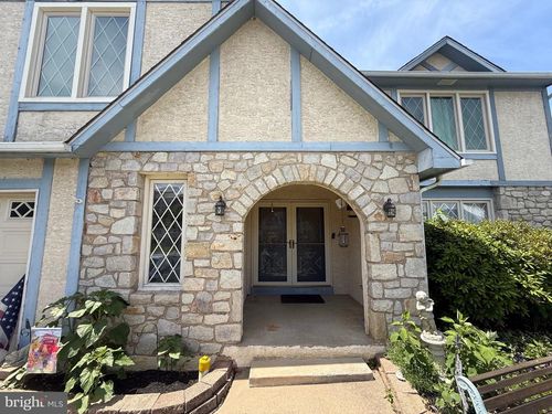 418 Welsford Rd, FAIRLESS HILLS, PA, 19030-4016 | Card Image