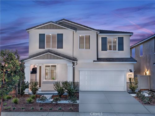 2051 Grapefruit St, Redlands, CA, 92374-2290 | Card Image
