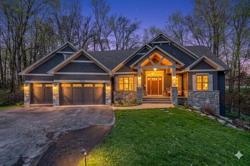 2656 N Saunders Lake Dr, Mound, MN, 55364-8632 | Card Image