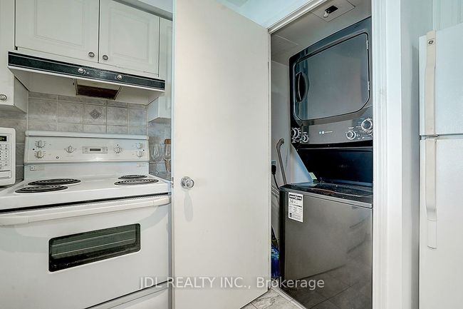 711 - 600 Queens Quay W, Condo with 1 bedrooms, 1 bathrooms and null parking in Toronto ON | Image 25