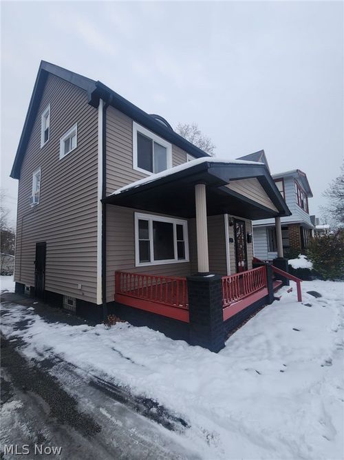 8230 Garfield Blvd, Garfield Heights, OH, 44125-1271 | Card Image