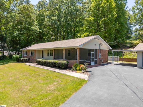113 Chestnut Rd, Landrum, SC, 29356-9402 | Card Image