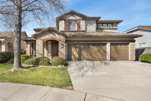 36 Holden Ct, Sacramento, CA, 95835-1392 | Card Image