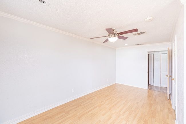 1204 Tinker St, House other with 3 bedrooms, 2 bathrooms and 2 parking in Seagraves TX | Image 17