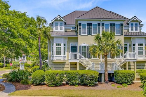 1650 Long Grove Dr, Mount Pleasant, SC, 29464-7590 | Card Image