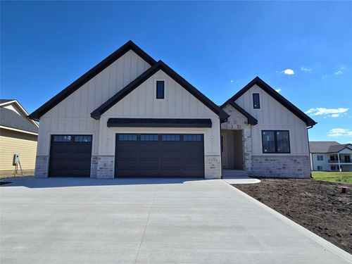 17316 Northview Dr, Urbandale, IA, 50263-1710 | Card Image