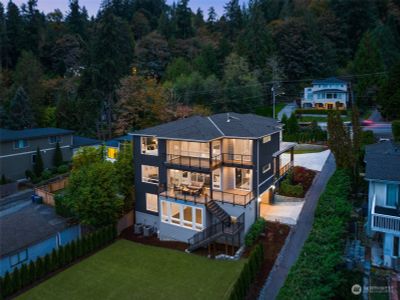 236 W Lake Sammamish Parkway Se, House other with 6 bedrooms, 3 bathrooms and 4 parking in Bellevue WA | Image 3